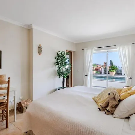 Beautiful 5 Bedroom With Panoramic Sea Views * Albufeira