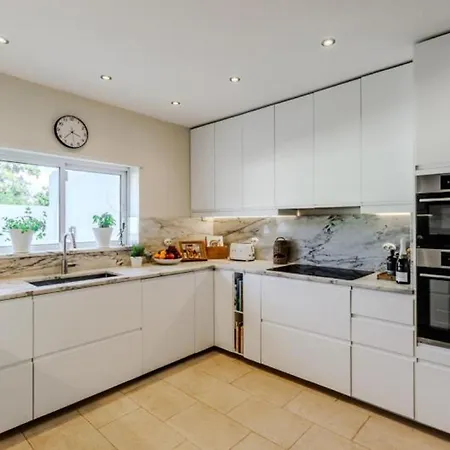 Beautiful 5 Bedroom With Panoramic Sea Views Albufeira